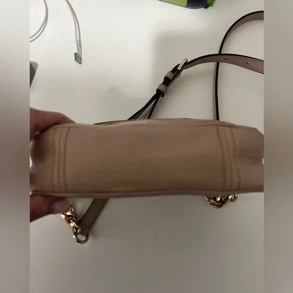 Michael Kors Bedford Crossbody Bag - Picture 8 of 15